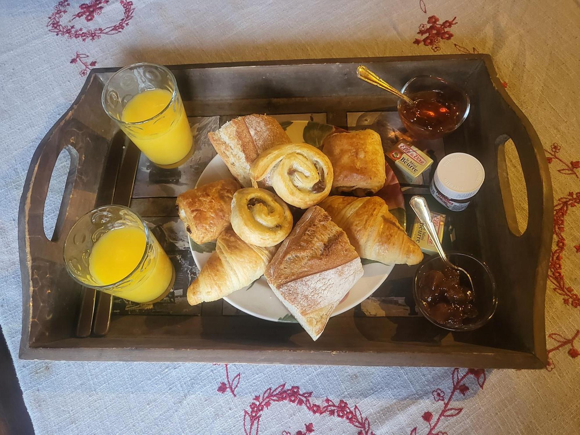 Bed and Breakfast Le Nid Des Cerfs Essert-Romand Exterior foto